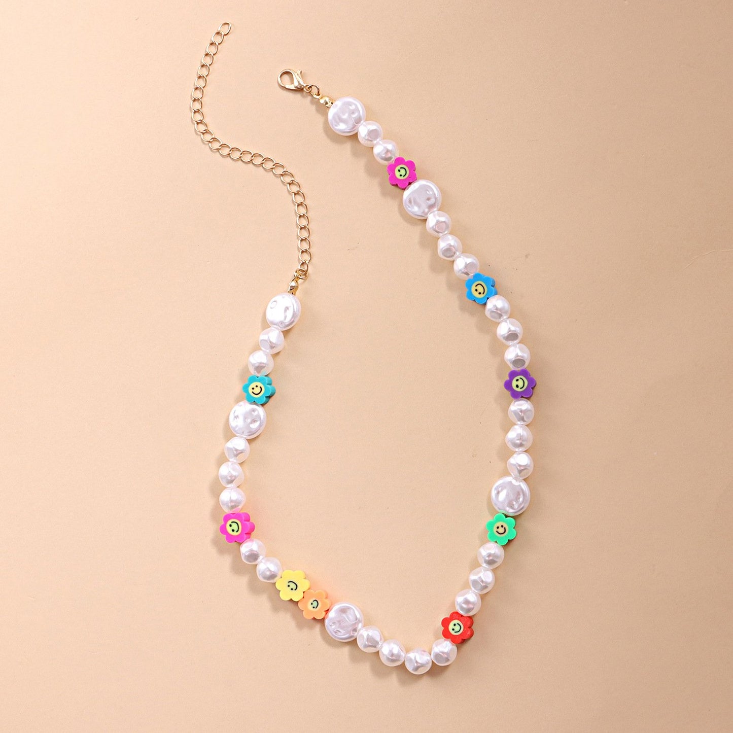 Jewelry Fashion Color Soft Pottery Flower Necklace Female Simple Geometric Short Shaped Pearl Necklace