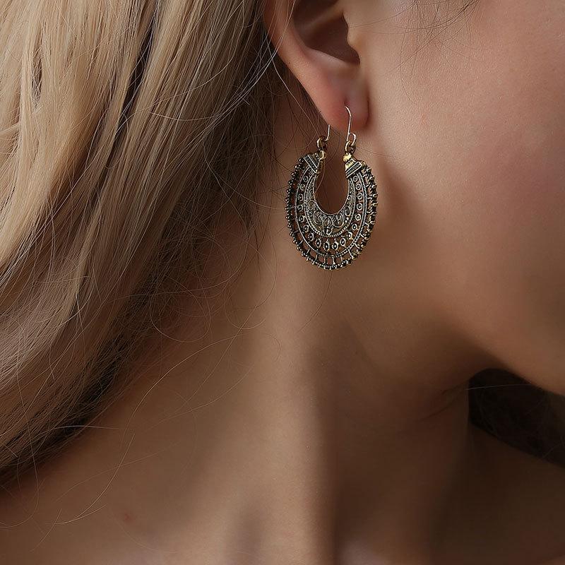 Bohemian Ethnic Retro Hollow Carved Earrings Half Round Trendy Alloy Pattern Earrings