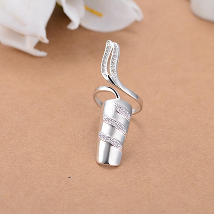 Personality Fashion Creative Open Knuckle Ring A Ring Women's Temperament Diamond Nail Set Jewelry