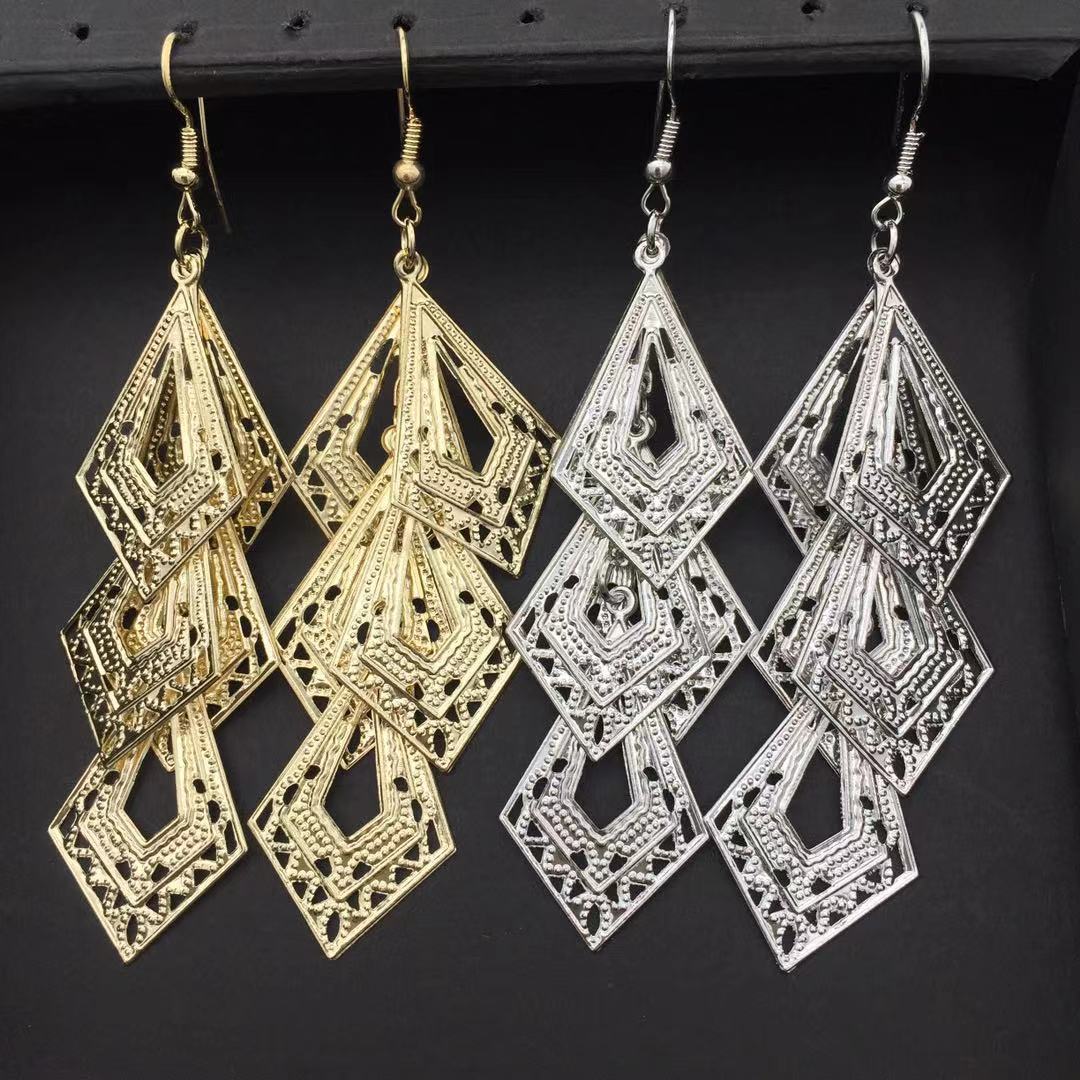 Indian baroque polygonal hollow string long earrings ladies local tyrant gold high cold earrings prom Christmas gift