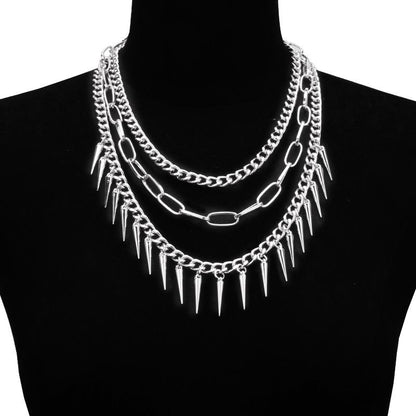 Cold and versatile titanium steel necklace men's trendy brand punk hip-hop tassel rivets light luxury clavicle chain women's pointed cone cone