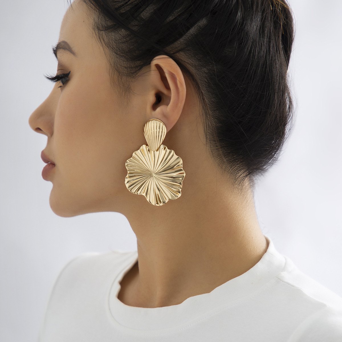 Jewelry niche cold folded shell earrings personality liquid fluid metal lotus leaf earrings