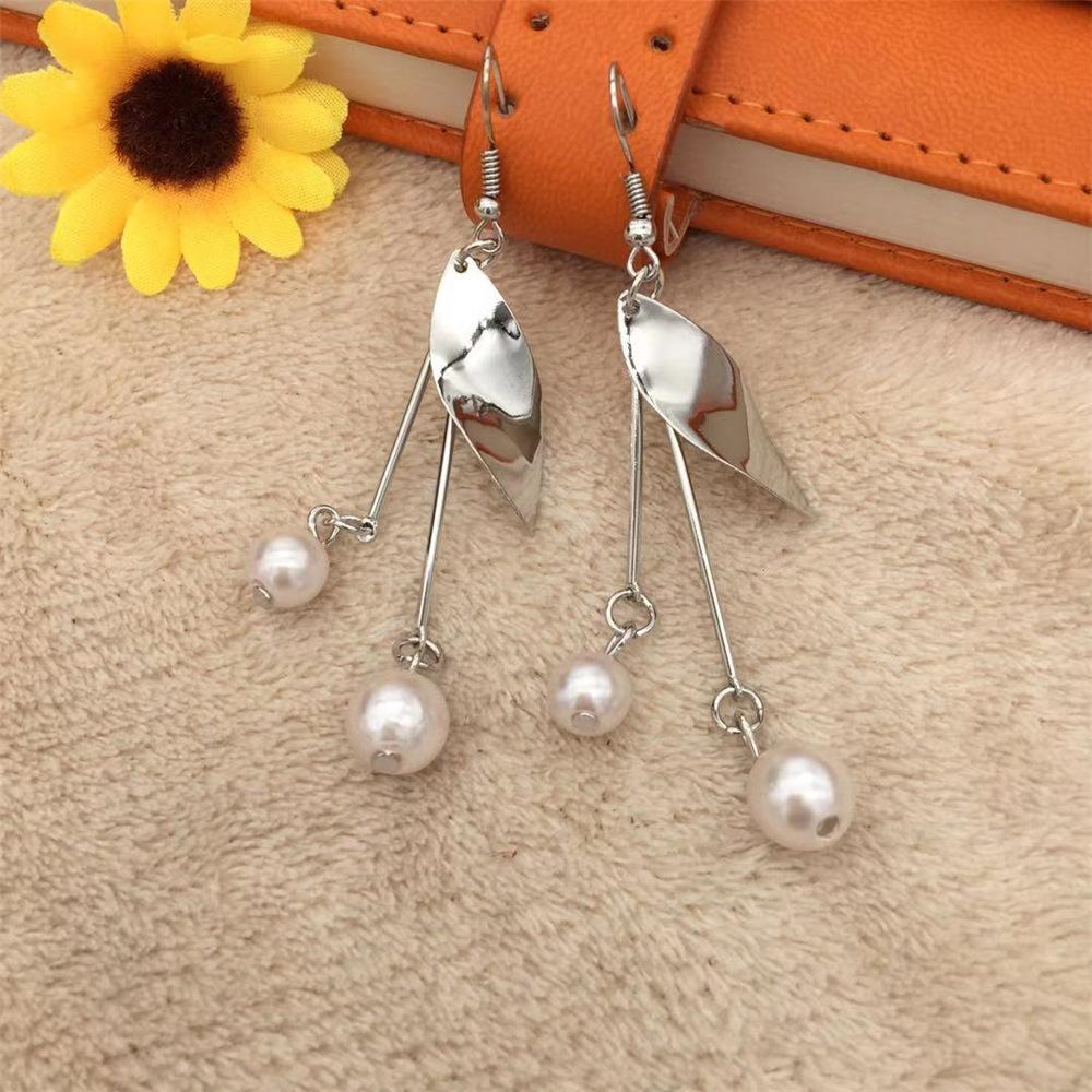 Long Tassel Metal Fake Imitation Pearl Earrings Internet Celebrity Live Pet Fan Gift