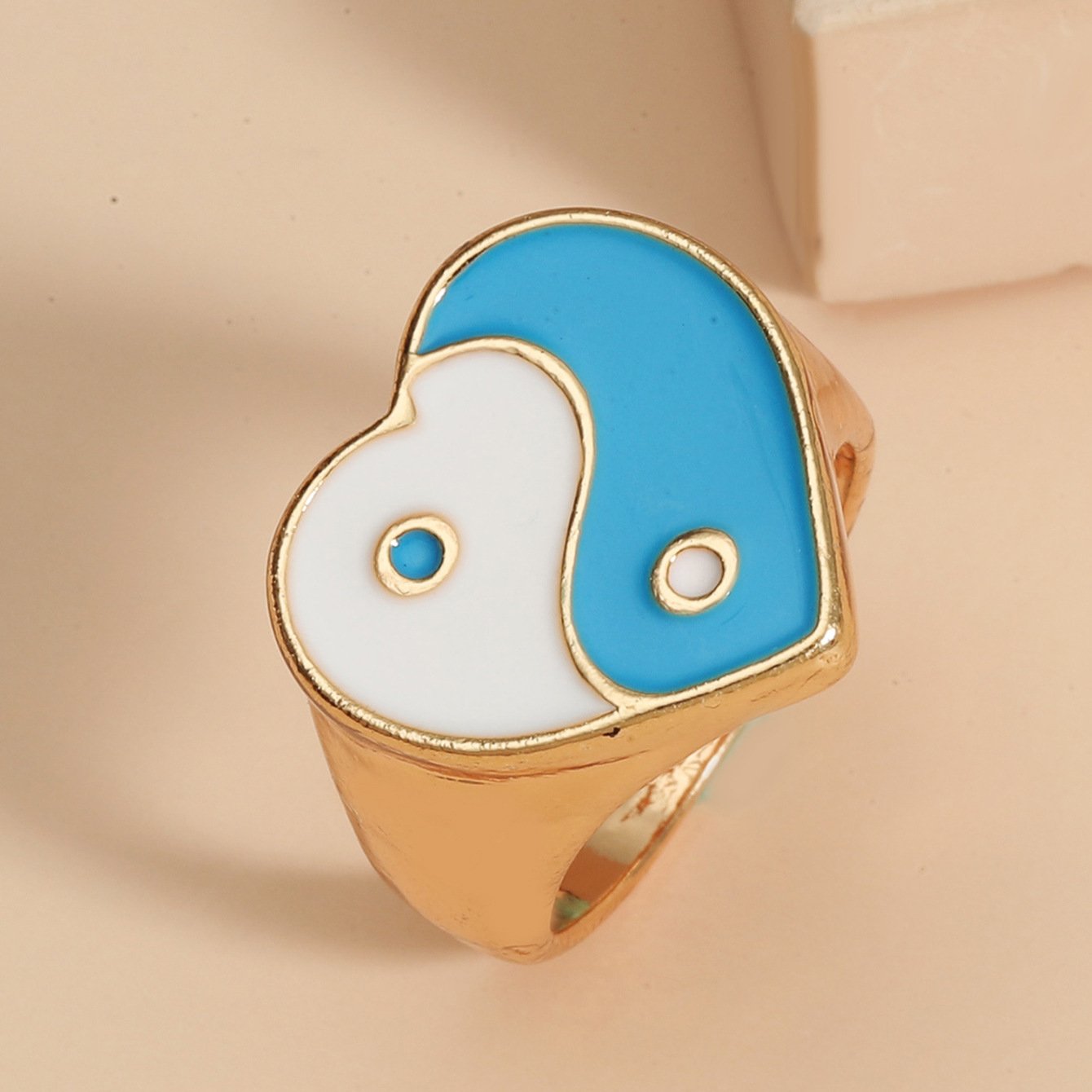 Ins same paragraph gossip love ring retro dripping oil yin and yang Tai Chi ring Internet celebrity personality index finger ring