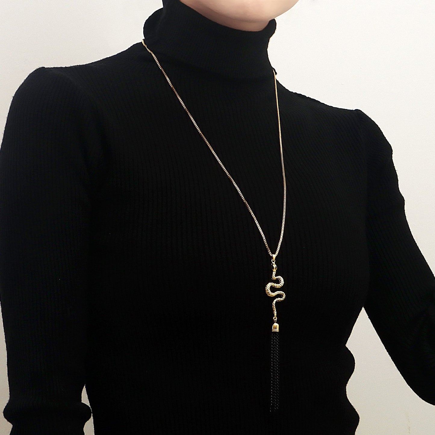 Jewelry Snake Pendant Sweater Chain Necklace Advanced Sense Long Design Geometric Tassel Necklace