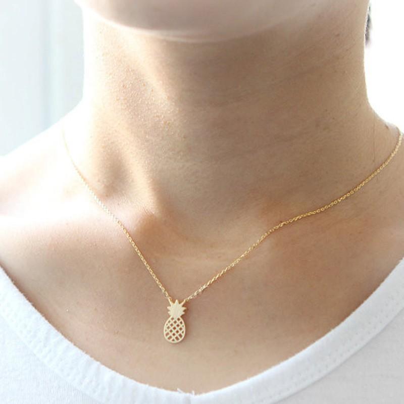 Explosive jewelry hollow pineapple necklace pineapple pendant clavicle chain fruit necklace