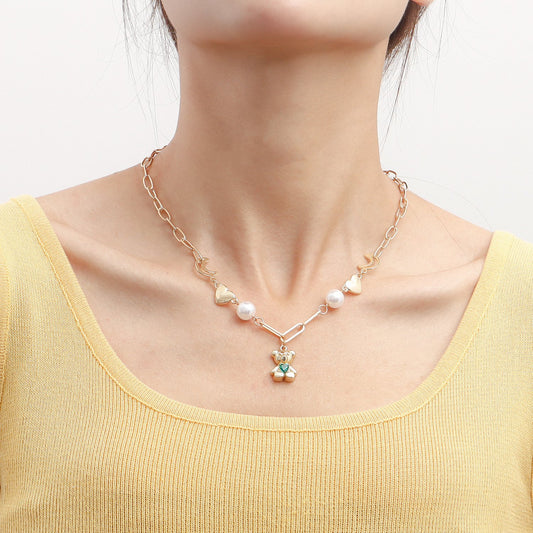 Jewelry hip-hop simple and exquisite clavicle chain love crescent bear necklace female ins fashion necklace