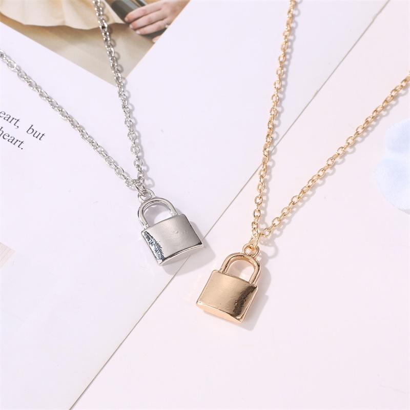 Jewelry Simple Fashion Metal Plating Lock Necklace Personality Ladies Clavicle Chain