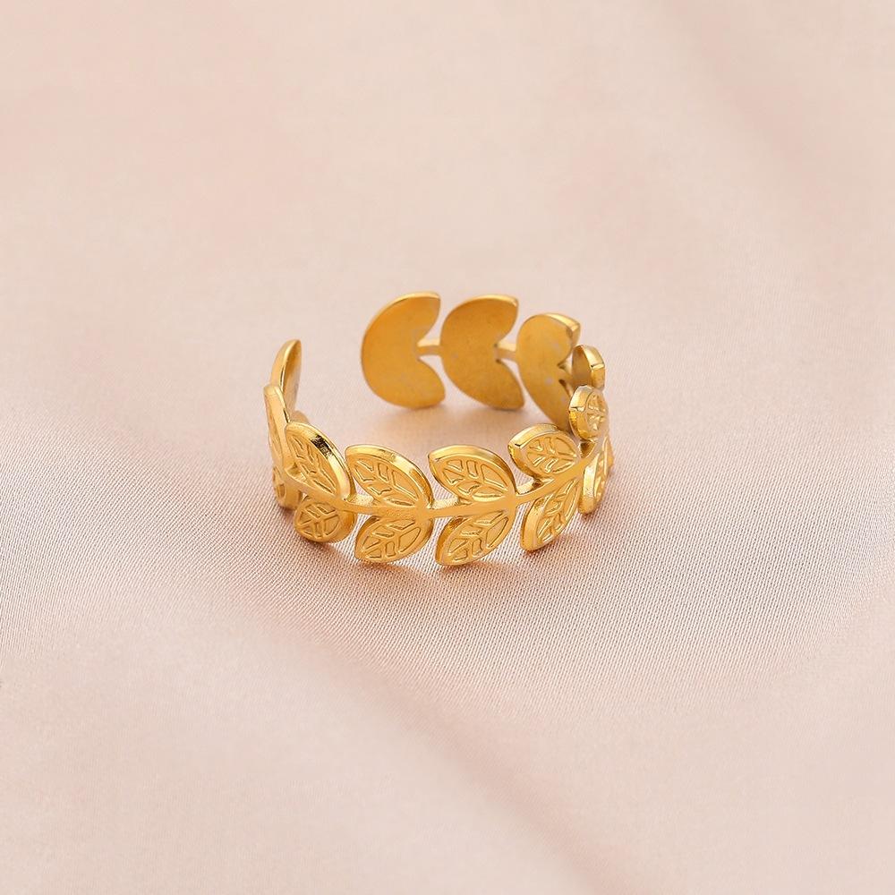 Fashion and simple temperament stainless steel wheat ears opening ring dripping oil green ring ladies jewelry