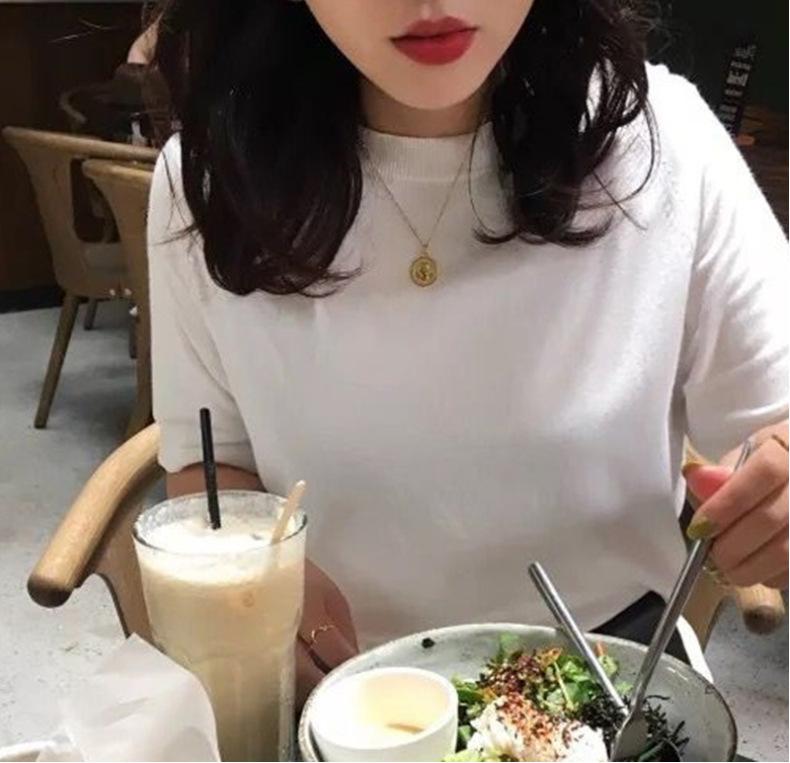 ins gold coin necklace female Elizabeth gold coin pendant coin clavicle chain jewelry