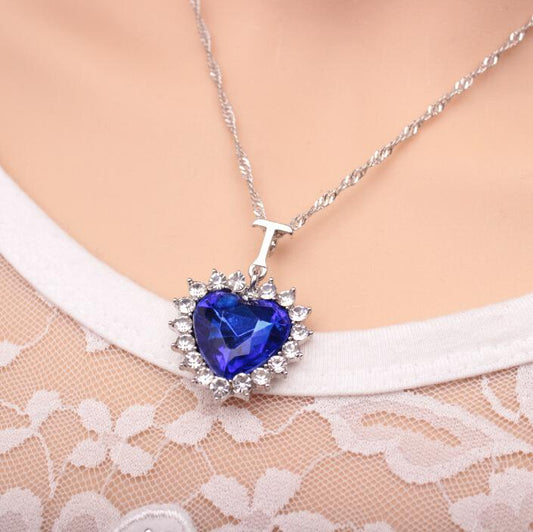 Jewelry Fashion Classic Ocean Star Crystal Necklace Simple Heart Pendant