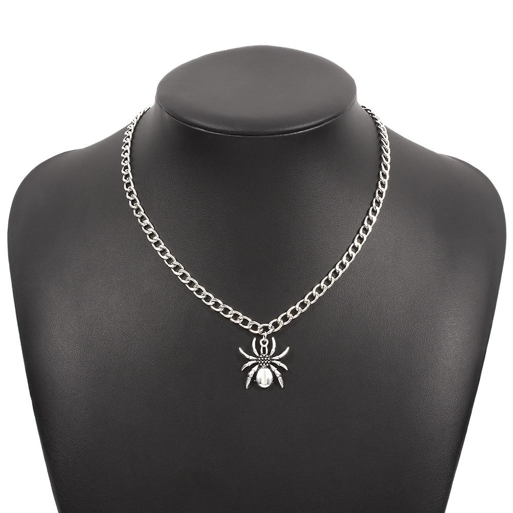 N957 Personality Spider Pendant Necklace Geometric Metal Chain Necklace Fashion Temperament Creative Clavicle Chain