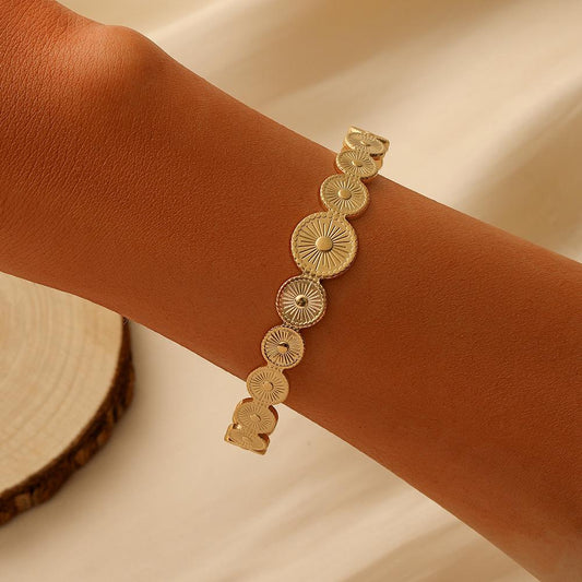 Simple personality fashion retro niche stainless steel opening ladies round coin sun bracelet