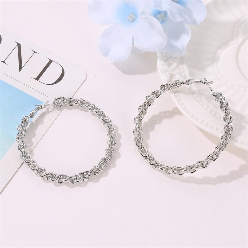 Earrings Exaggerated Large Circle Twist Earrings Creative Braided Design Alloy Stud Earrings