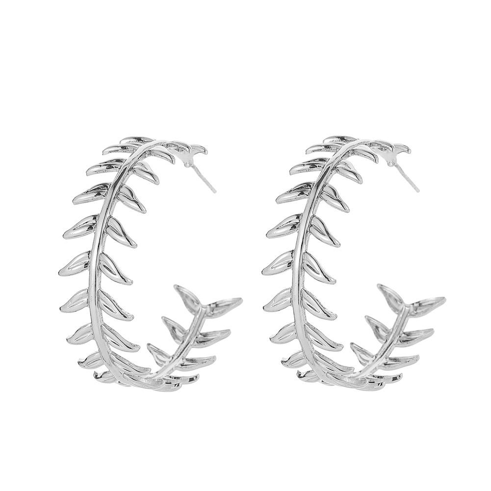 Autumn and winter simple C-shaped wheat earrings fashion retro temperament leaves all-match ladies earrings