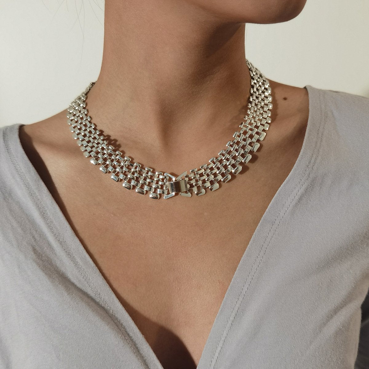 Jewelry Exaggerated Atmosphere Hollow Chain Necklace Female Punk Hip Hop Silver Wide Chain Necklace