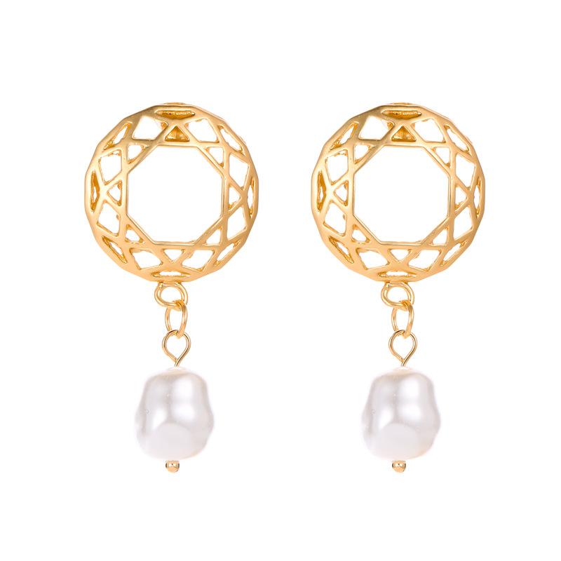 Earrings Round Mesh Hollow Pearl Women's Stud Earrings Personalized Geometric Earrings