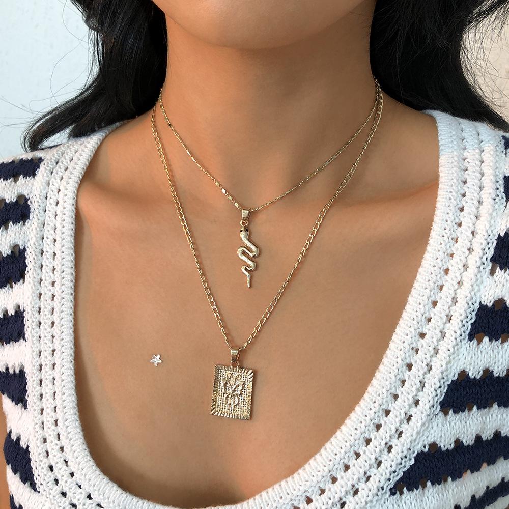 N9679 Popular Accessories Geometric Snake Element Square Necklace Simple Temperament Retro Necklace
