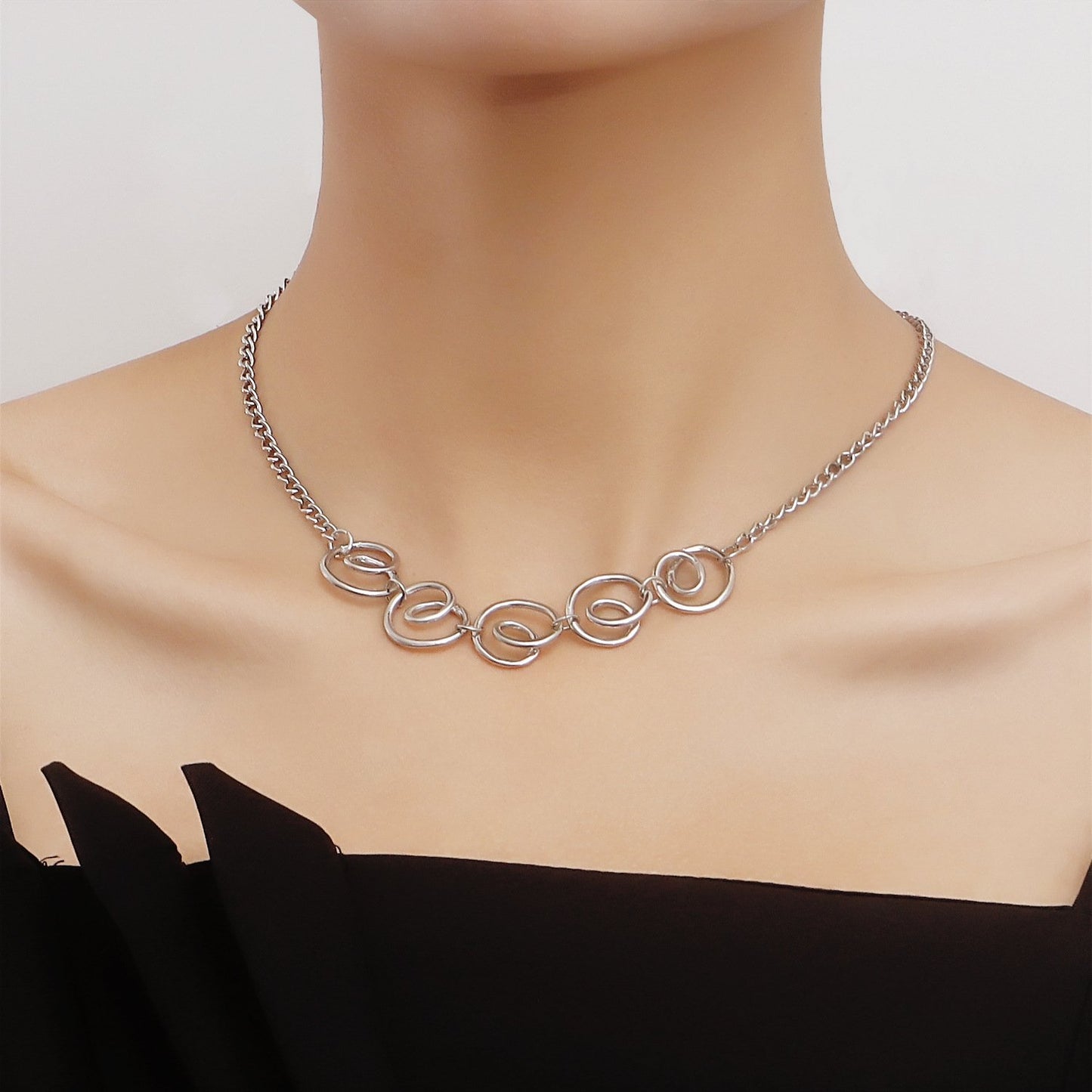 Jewelry Spiral Geometry Niche Design Sense Female Necklace Fashion Commuting Versatile Clavicle Chain Necklace