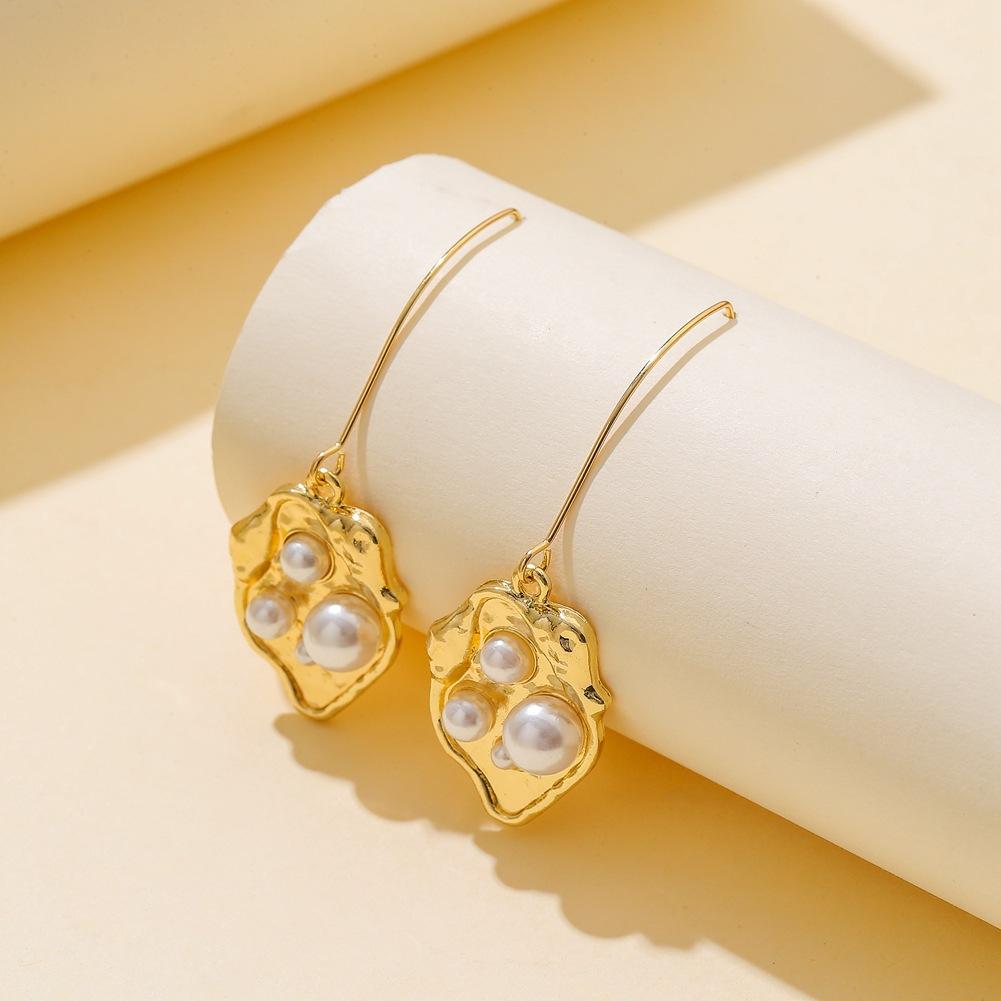 Ear Jewelry Retro Design Pearl Shell Earrings Temperament Long High-end Versatile Earhooks