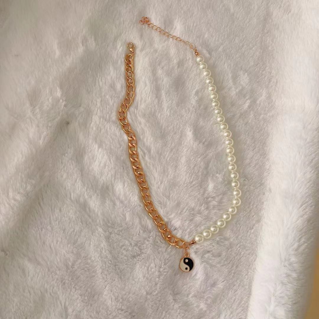 Trendy Hip Hop Yin Yang Tai Chi Necklace Retro Cold Imitation Pearl Stitching Asymmetric Clavicle Chain Female