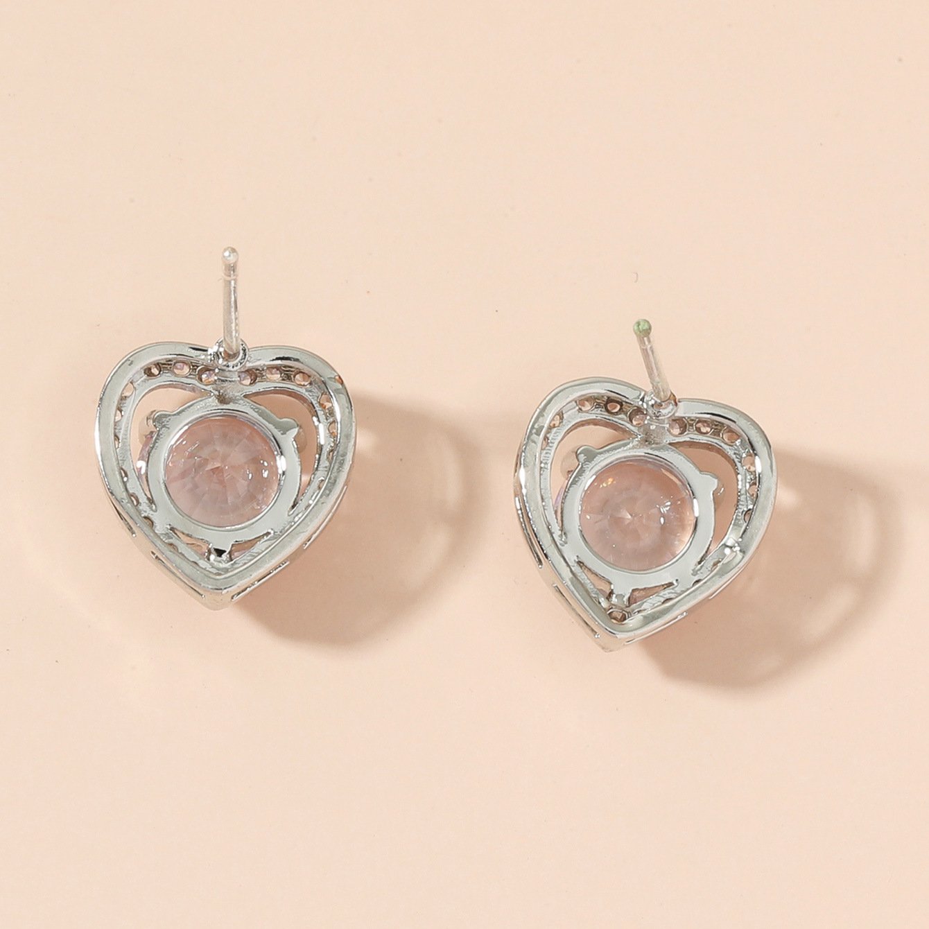 Internet celebrity with the same zircon heart earrings necklace simple cold peach heart earrings fashion trend jewelry