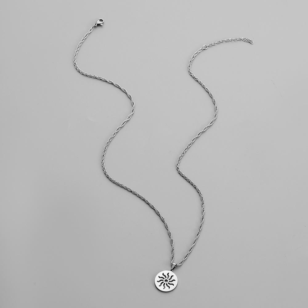 Fashion Simple Personality Design Niche Senior Men Stainless Steel Sun Coin Pendant Necklace Necklace