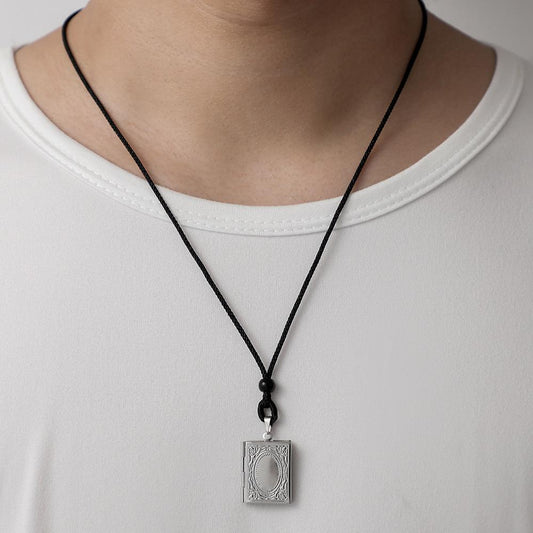 Fashion Men's Retro Versatile Stainless Steel Openable Square Photo Box Rope Necklace Sweater Chain