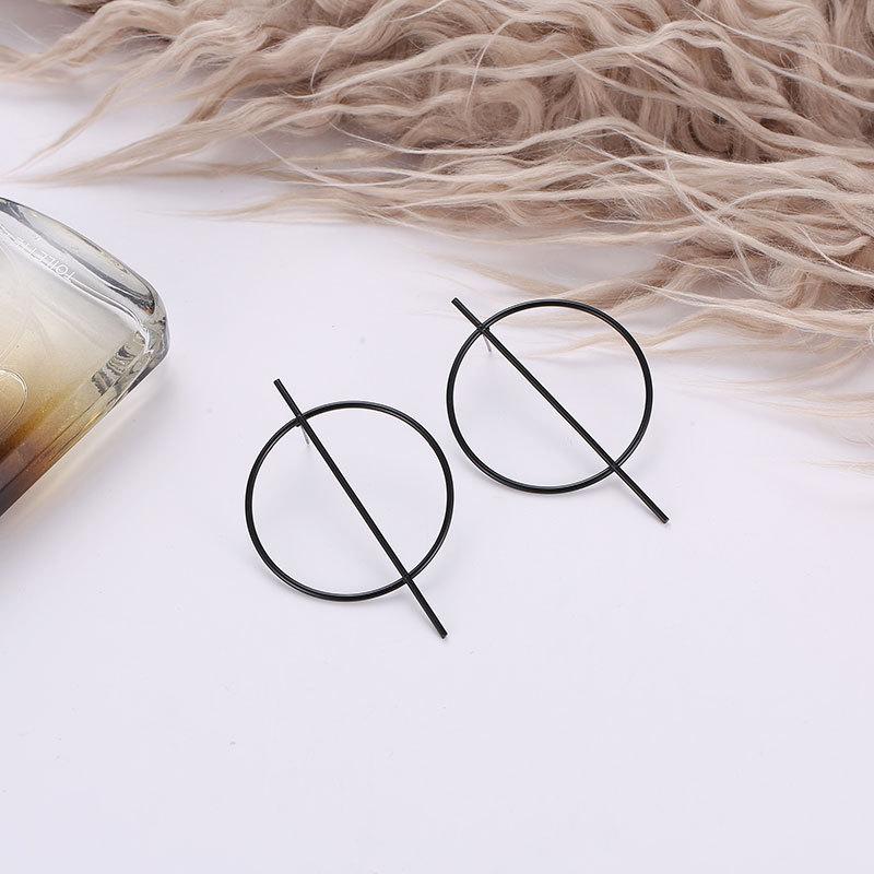 Exaggerated personality big circle geometric earrings night fashion trendy style simple temperament versatile popular earrings