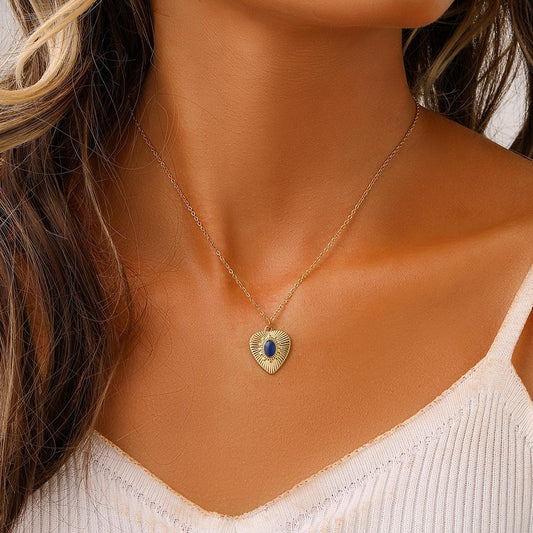 Trendy net red atmosphere ladies creative design stainless steel gold retro love dripping oil necklace