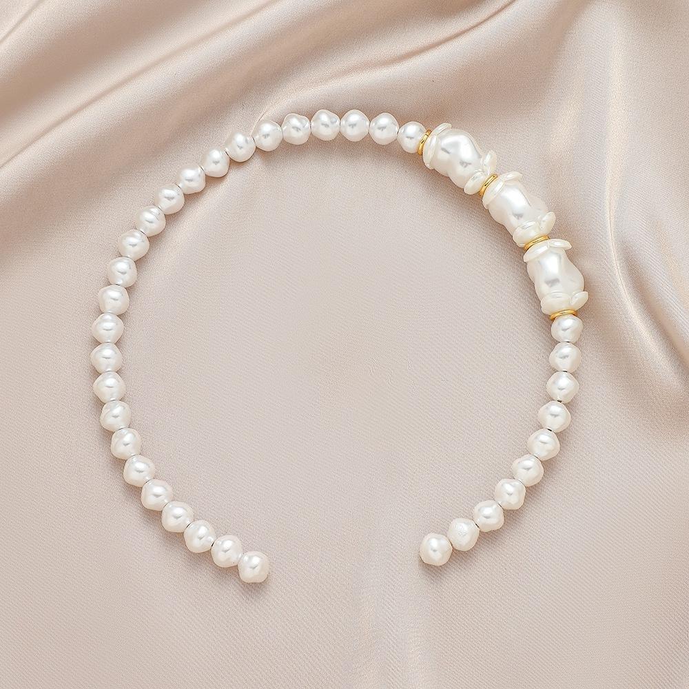 Exaggerated Fashion Pearl Necklace Simple Versatile Small Gold Bead Open Necklace Exquisite Clavicle Chain Jewelry Female