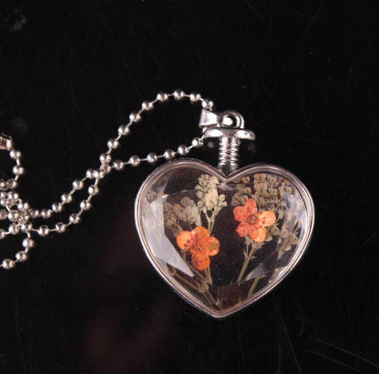 Heart Shape Pendant Fashion Simple Crystal Clavicle Chain Popular Dried Flower Necklace Jewelry