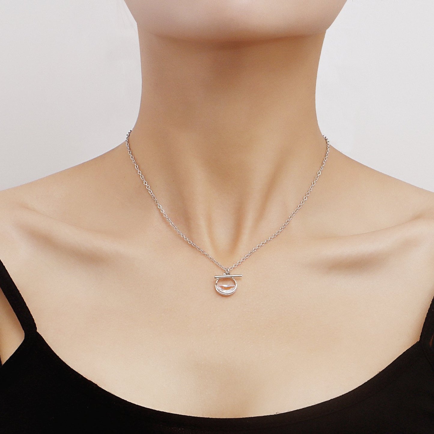 Jewelry Temperament Light Luxury Clavicle Chain Indifferent Female Personality Trendy Exquisite High-end Design Sense Necklace