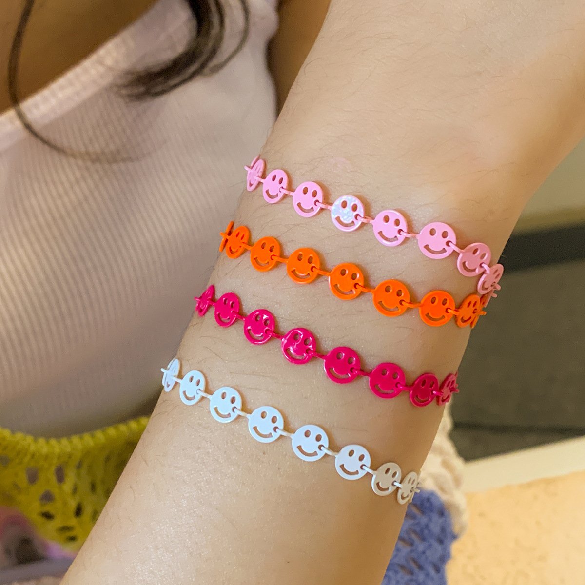 Jewelry sweet cool macaroon color smiley face necklace female simple geometric metal single layer collarbone necklace