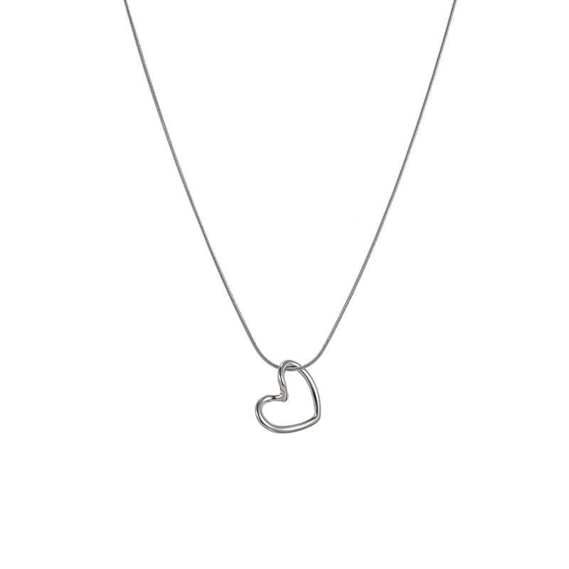 Hollow Heart Necklace Female Simple Ins Titanium Steel Light Luxury Niche Advanced Design Pendant Clavicle Chain