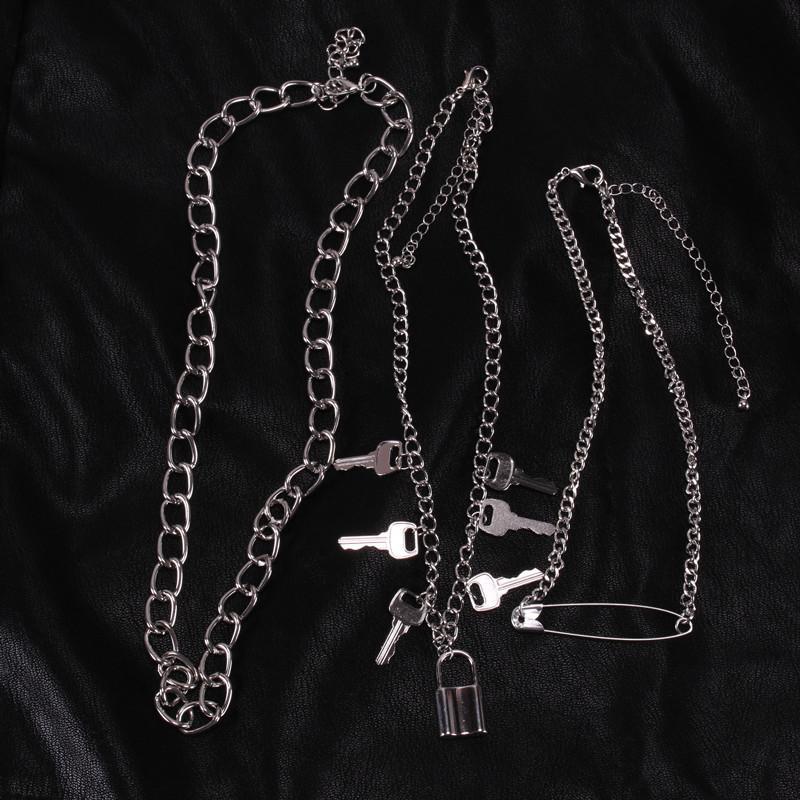 Hip Hop Punk Trend Pin Necklace Fashion Retro Multi-layer Key Lock Necklace Women