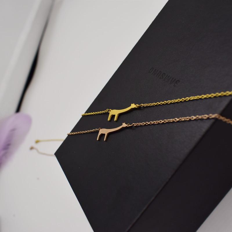 Personality Creative Simple Titanium Steel Giraffe Necklace Clavicle Chain Female Cute Animal Jewelry