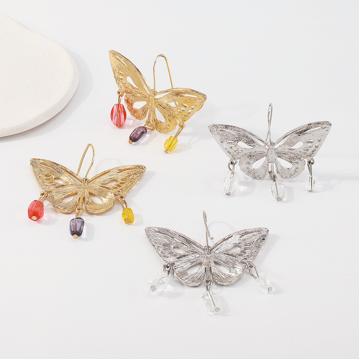 E1627 Personality Earrings ZA Butterfly Hollow Creative Fashion Earrings Metal Exaggerated Resin Earrings Female