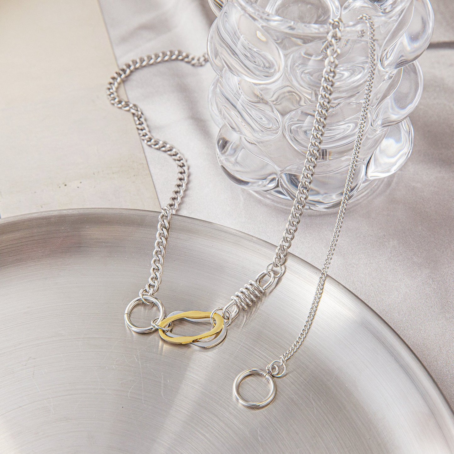 Ins cold geometric multi-layer clavicle chain titanium steel vacuum plated 18k real gold niche necklace female
