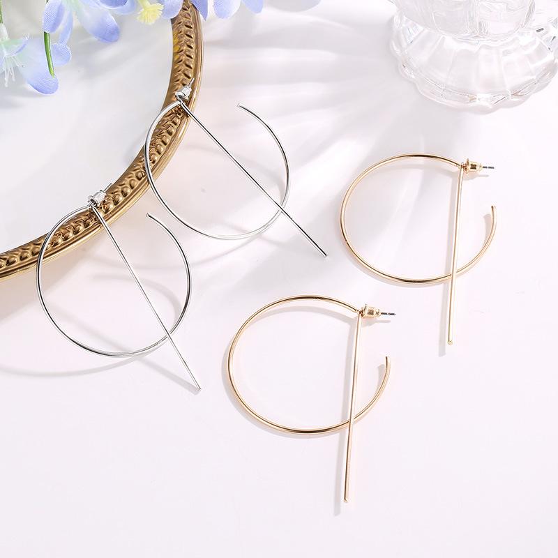 Creative Earrings Simple C-shaped Earrings Alloy Earrings Huange Earrings