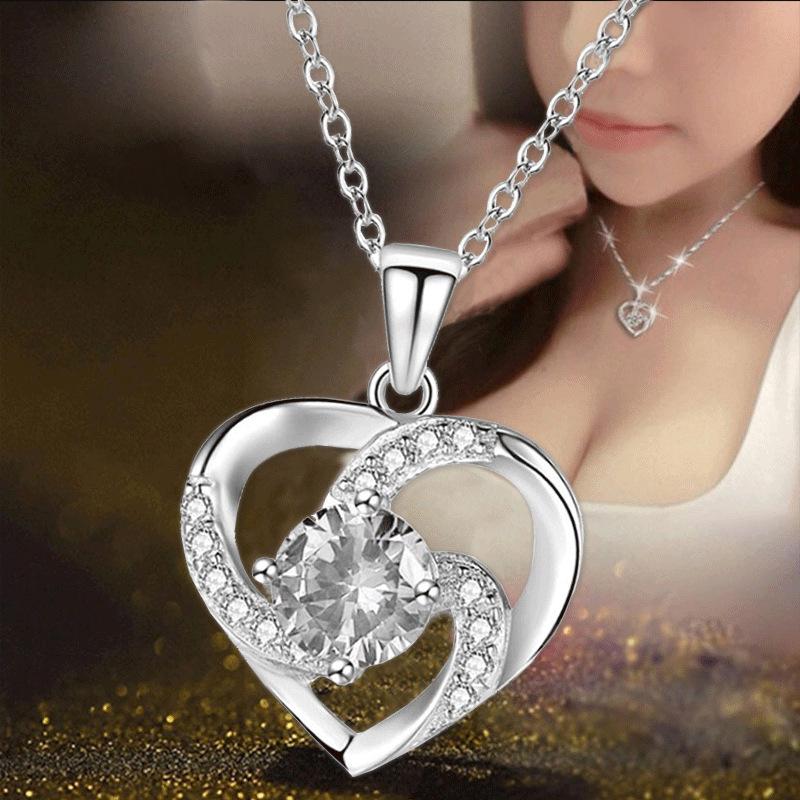 Fashion Ladies Clavicle Chain Love Shape Pendant 925 Silver Plated Diamond Necklace Jewelry