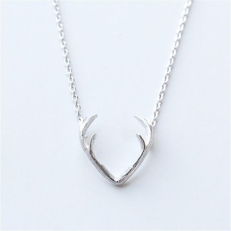 Popular Jewelry Girls Necklace Small Animal Elk Pendant Antlers Clavicle Chain Jewelry