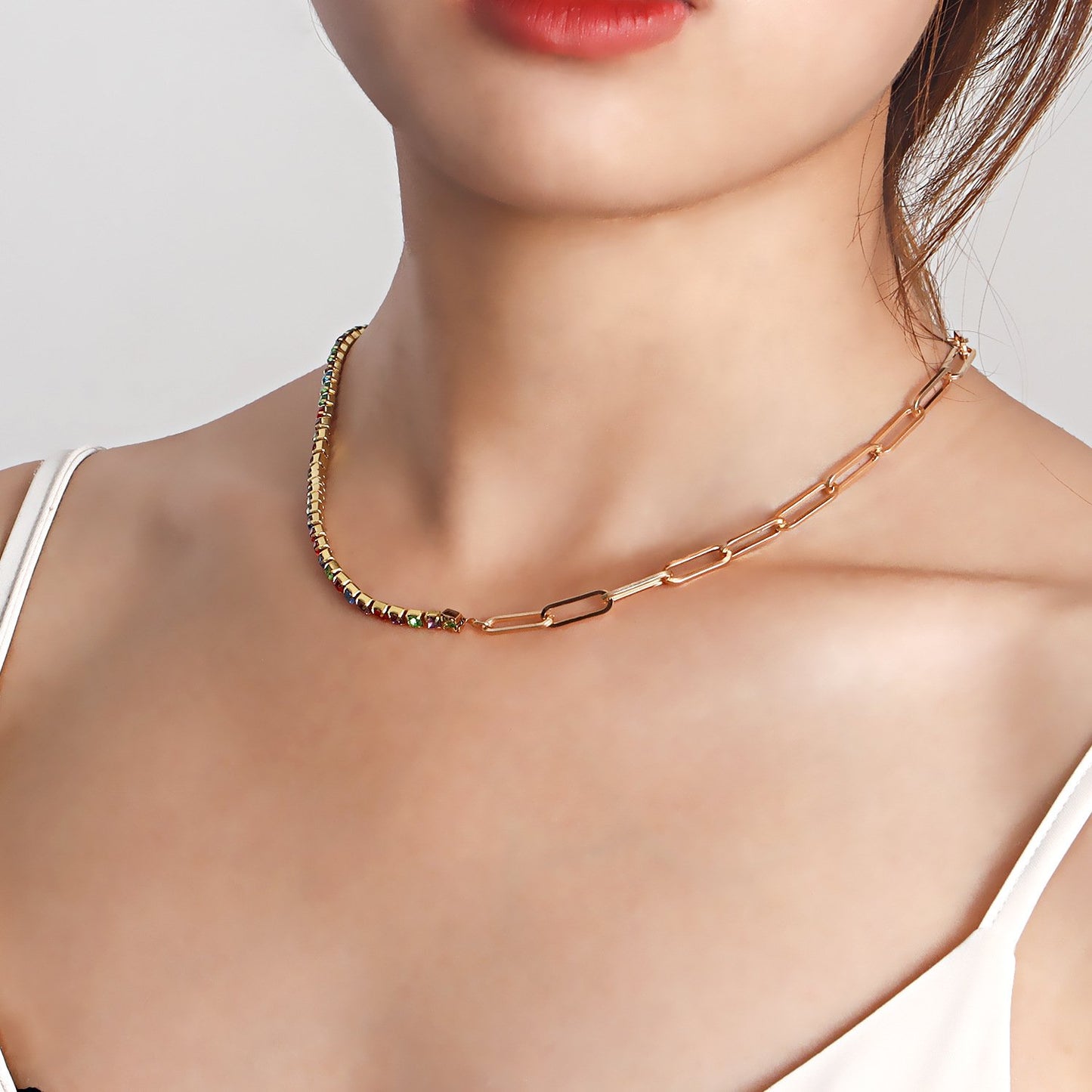 Jewelry claw chain micro-inlaid colored diamond necklace necklace female wild ins niche design hot girl necklace