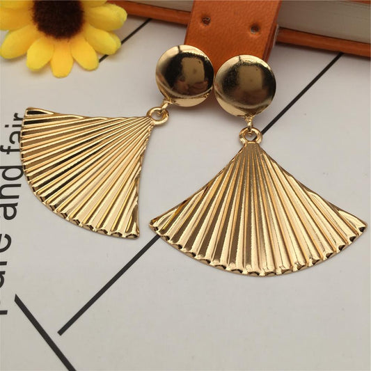 Simple fan-shaped stud earrings metal star earrings popular earrings street stall women's trinkets