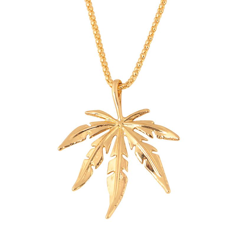 Fashion Creative Maple Leaf Necklace Simple Sweet Leaf Clavicle Chain Jewelry