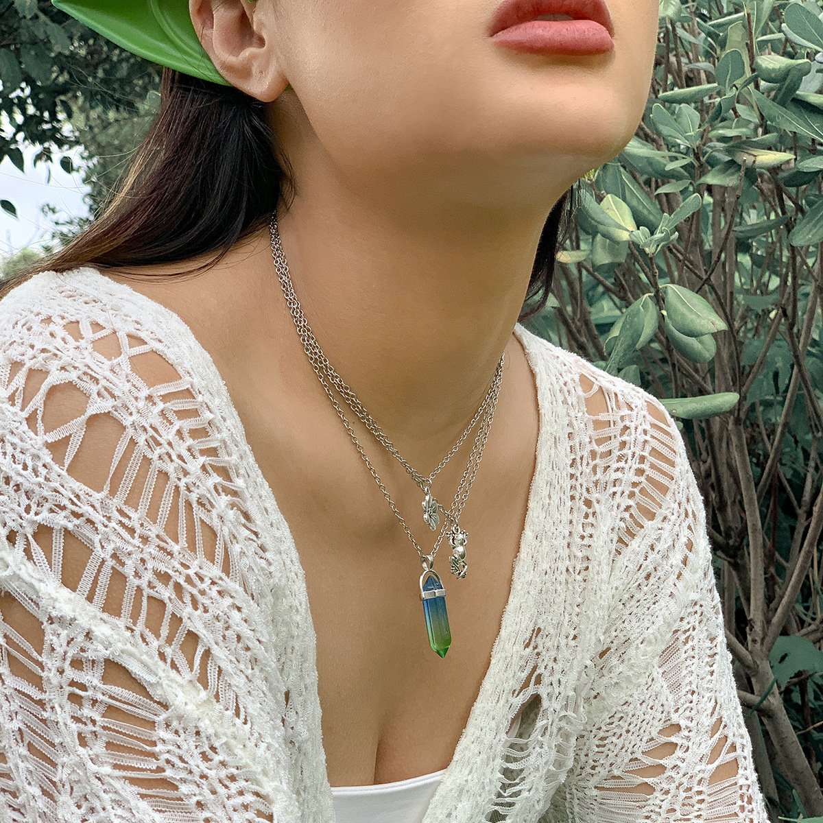 Jewelry Retro Ethnic Flower Necklace Personality Imitation Crystal Hexagonal Column Stacked Clavicle Necklace