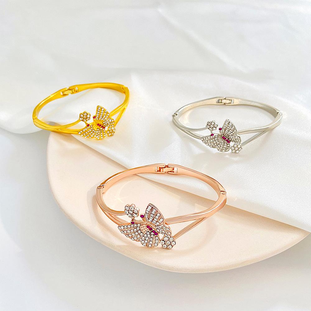 Retro Full Diamond Butterfly Bracelet Female Ins Fashion Creative Niche Design Butterfly Love Flower Bracelet Girlfriend Jewelry