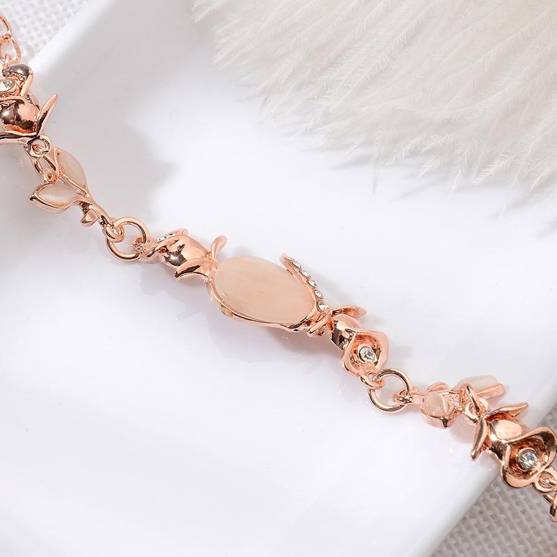 Creative Jewelry Trend Dazzling Opal Leaf Rose Gold Bracelet For Women