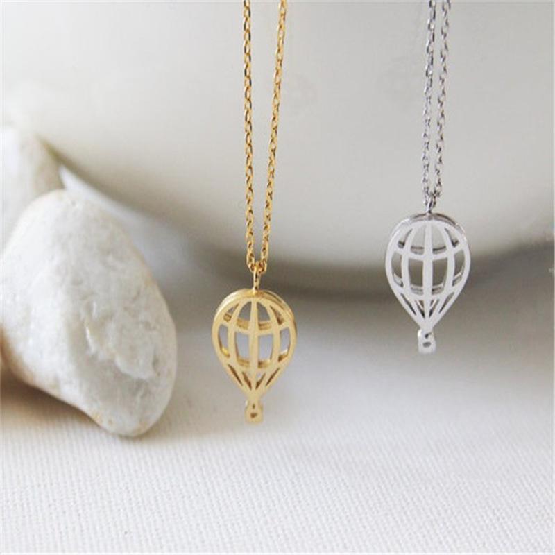 Simple and versatile female collarbone chain trendy temperament hot air balloon necklace explosive jewelry