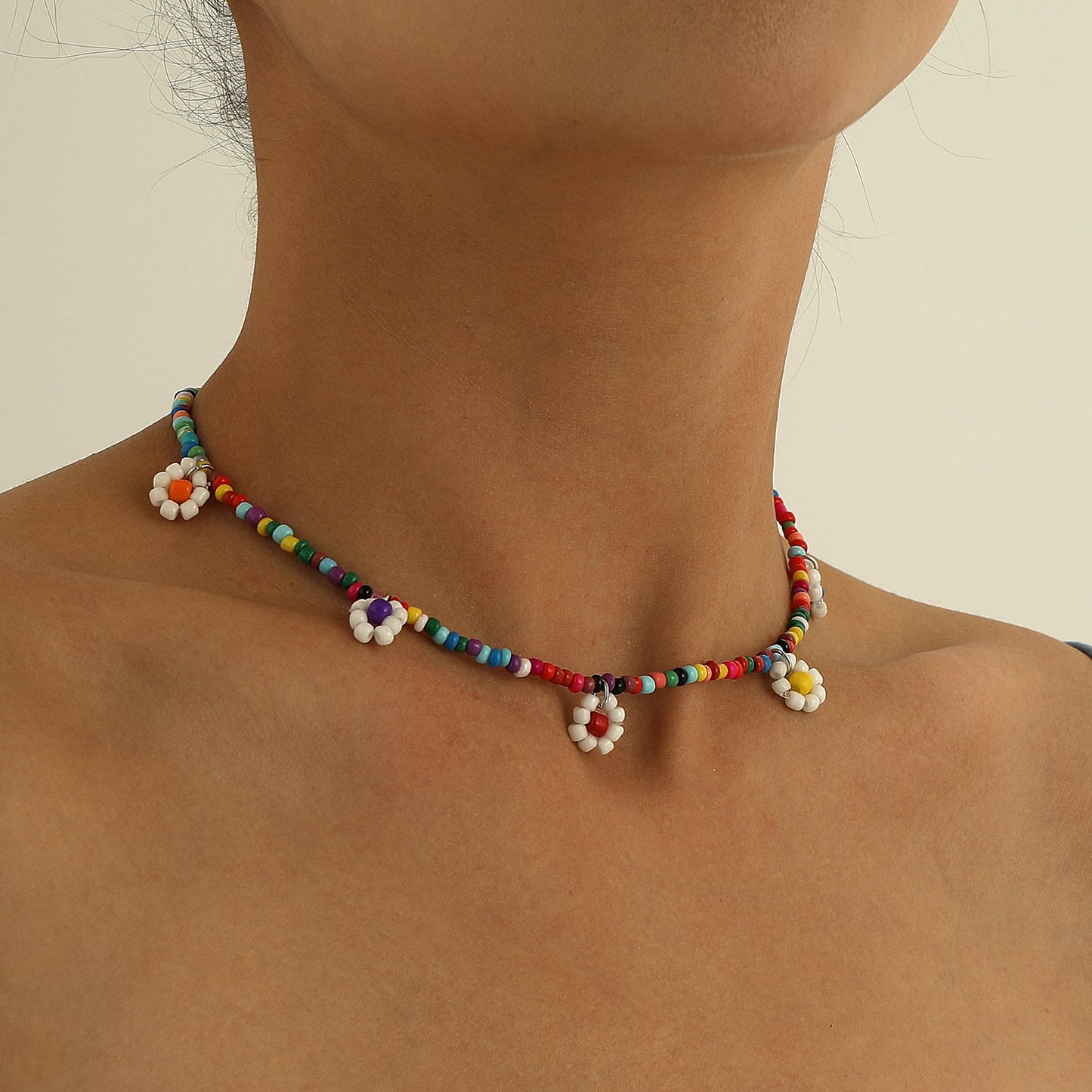 Jewelry Fashion Colorful Rice Beads Flower Pendant Necklace Female Simple Trendy Personality Popular Necklace
